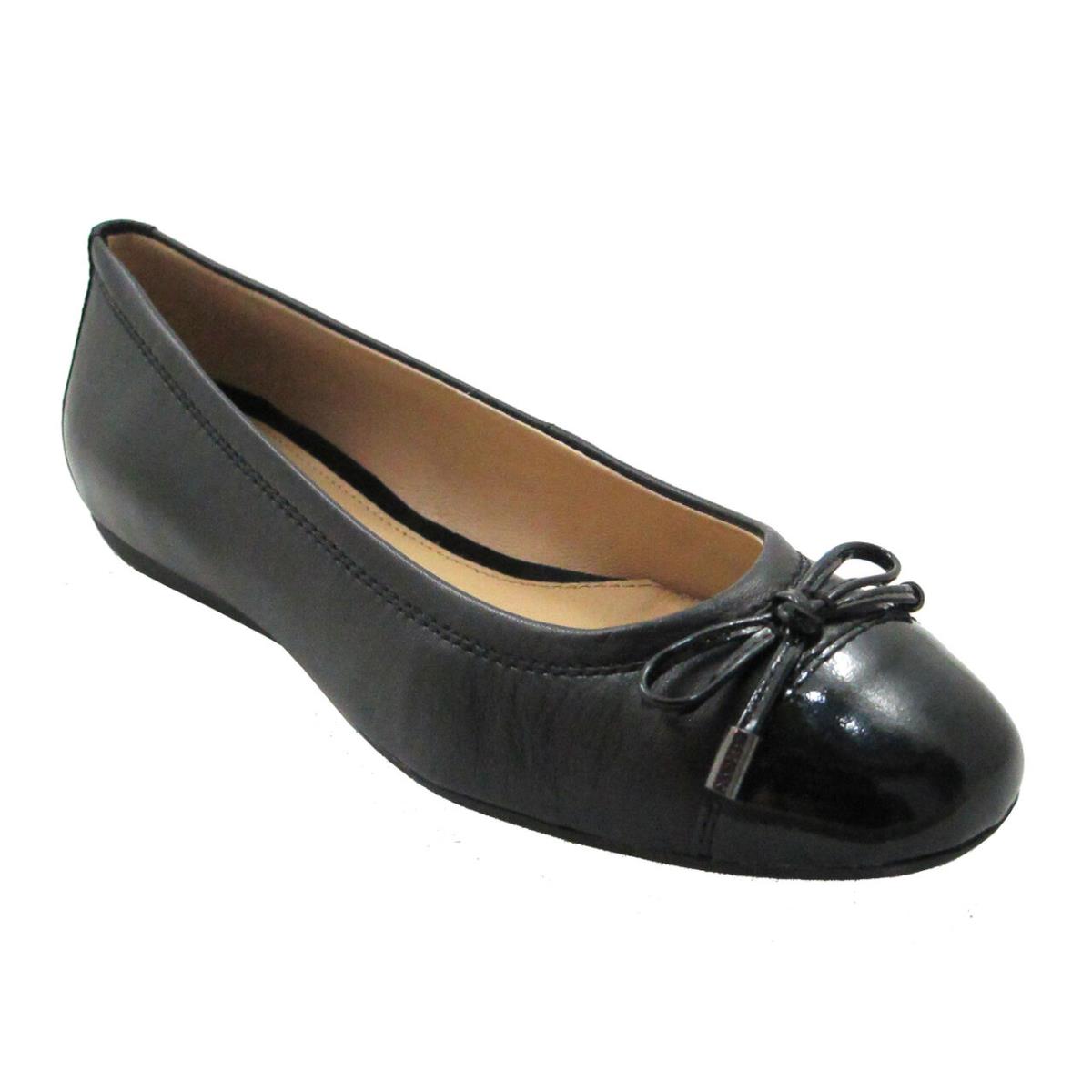 Geox Respira Donna Lola A - Patent Leather Flat Ballet Shoes in Beige or Black - Black