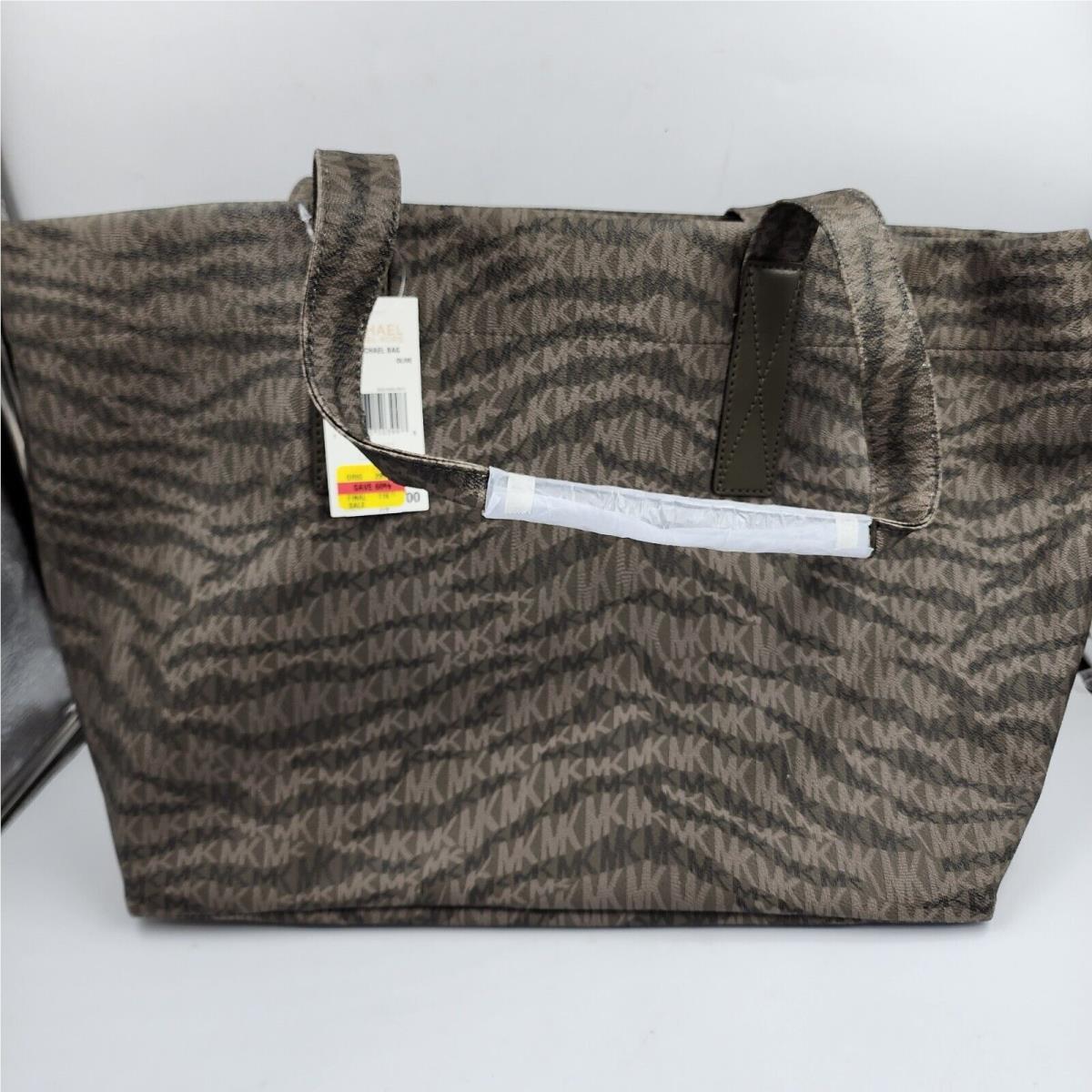 Kors Signature The Michael Bag Tote Women`s One Size Olive Open