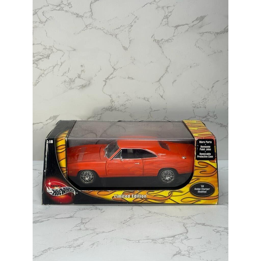 Hot Wheels 1969 Dodge Charger Modified 1:18 Scale Diecast Model Car Flames