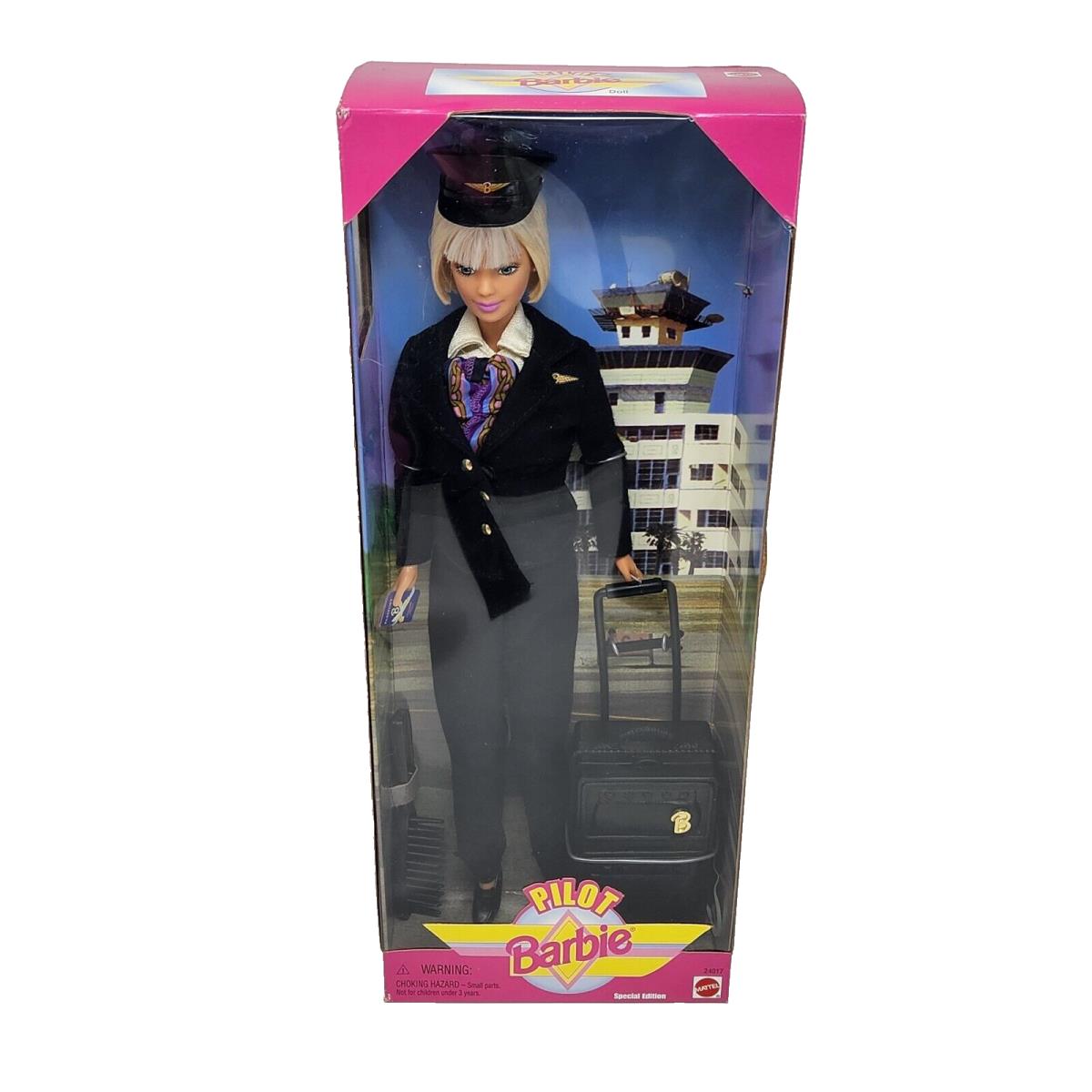1999 Mattel Pilot Barbie Doll 24017 Short Blonde Hair W Suitcase