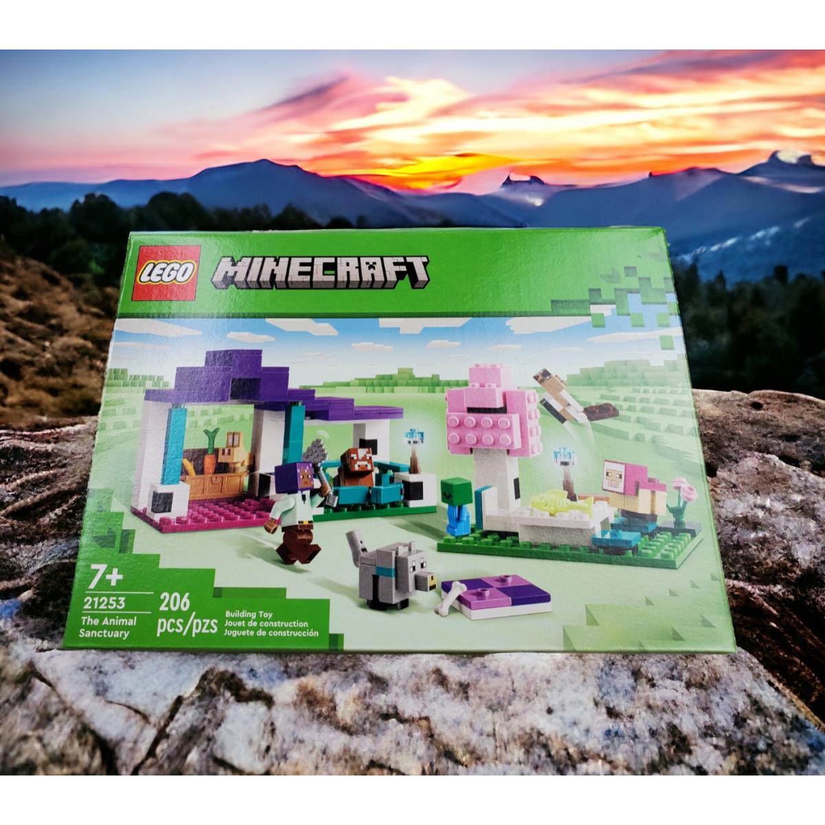 Lego Minecraft 21253 The Animal Sanctuary Set