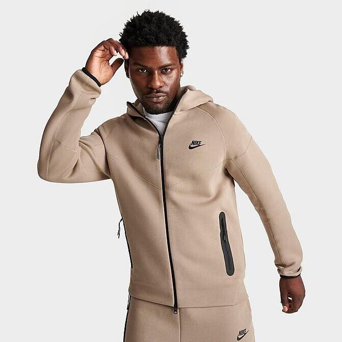 Nike Sportswear Tech Fleece Tan / Black Windrunner FB7921-0247 Men s Small