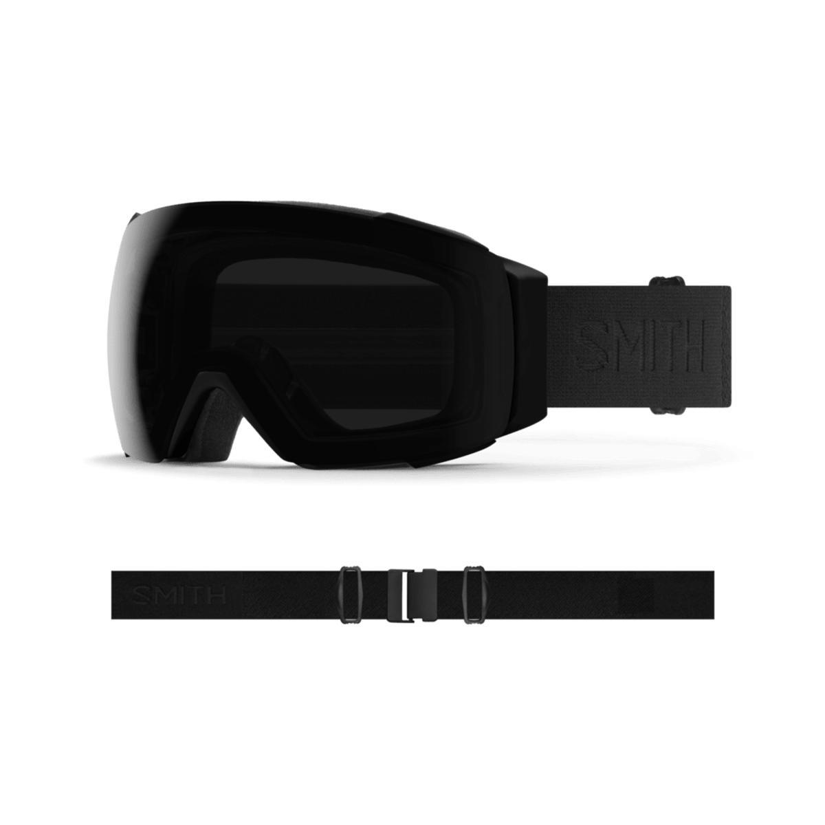 Smith I/o Mag Snow Goggles 2024 Blackout w/ ChromaPop Sun Black Lens