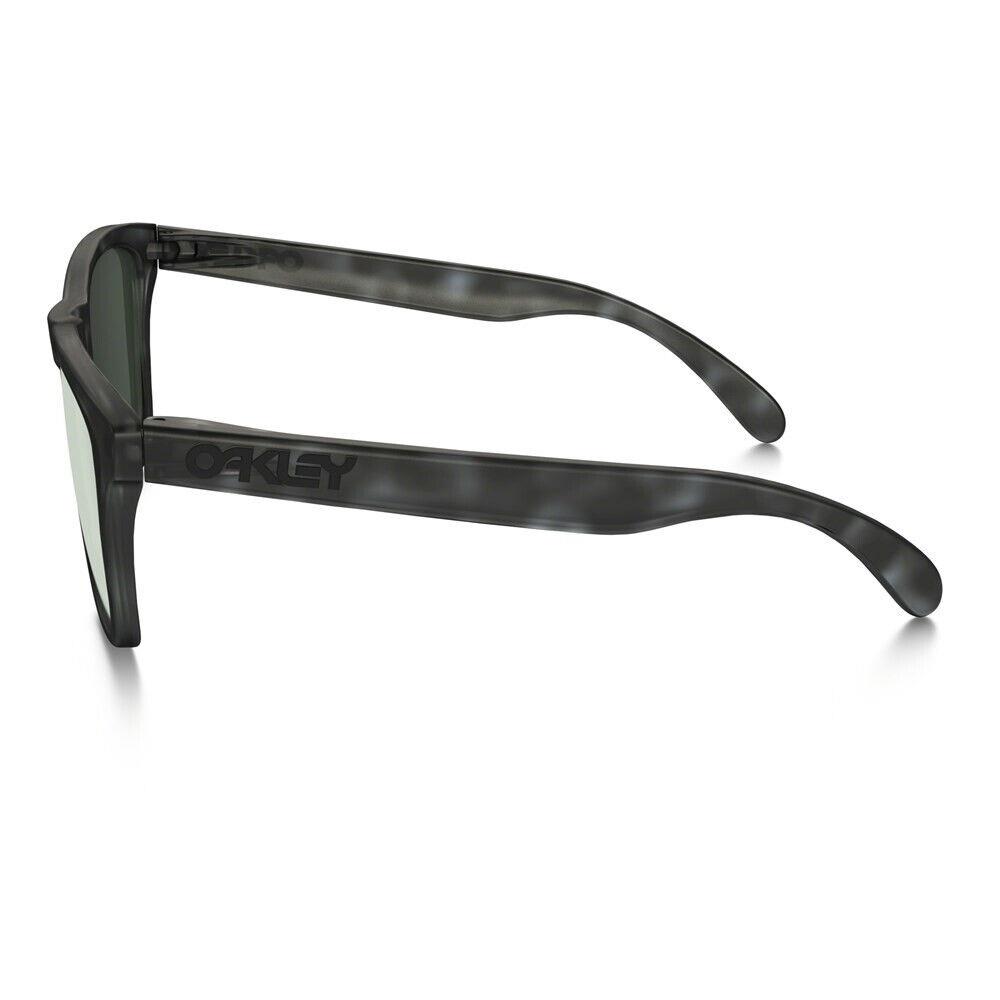 Oakley sunglasses Frogskins - Frame: Black, Lens: Grey 1