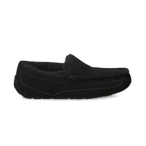 Ugg Ascot Black Black Suede Moccasin Sheepskin Men`s Slippers Size US 9/UK 8