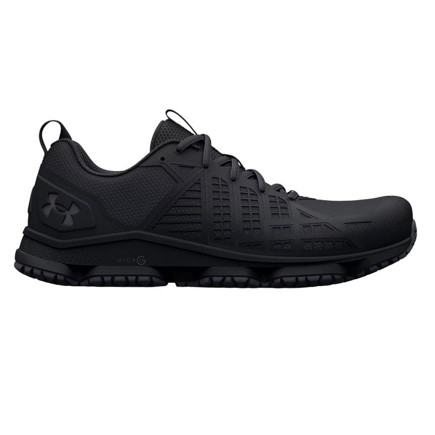 Under Armour Mens Tennis Shoe Black UA MG Strikefast Composite Toe 3025842-002