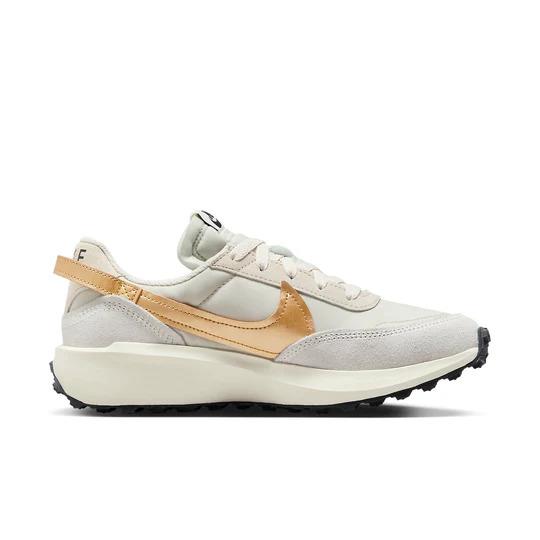 Wmns Nike Waffle Debut Ess White Light Orewood Brown Gold FD0555-100 Women`s 7 - White