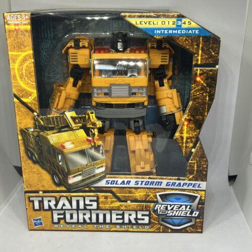 Transformers Reveal The Shield Hasbro Voyager Class Solar Storm Grappel