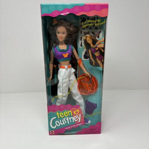 Teen Courtney Doll All Grown Up Barbie 17354 Vintage 1996