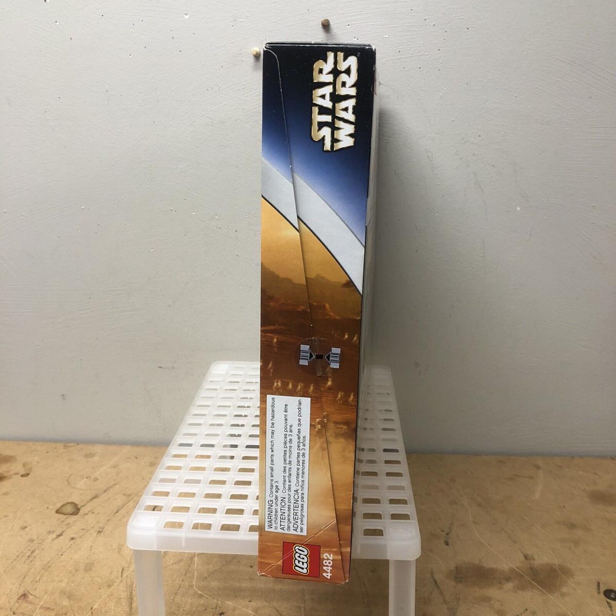 Lego Star Wars: At-te 4482 Box Damage