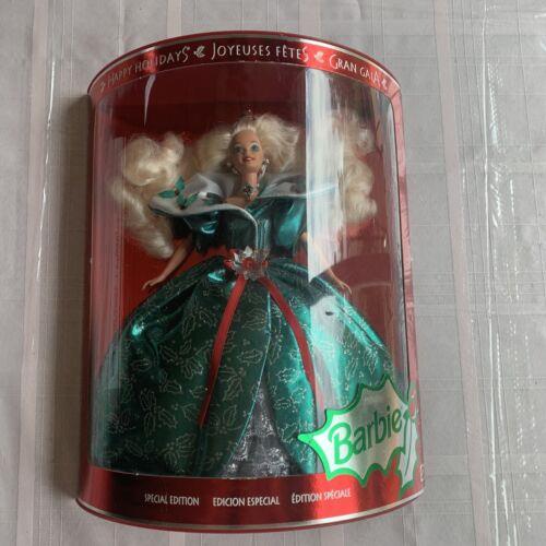 1995 Mattel Happy Holidays Barbie Doll. Special Edition