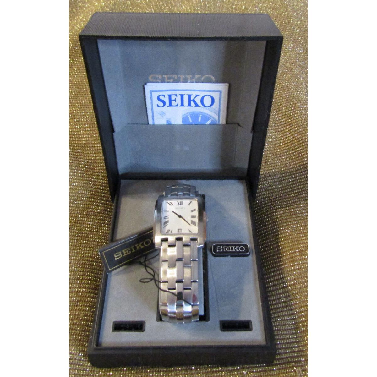 Seiko Wrist Watch 7N39-0AP0 Old Stock W/date Stainless Steel W/tags Box