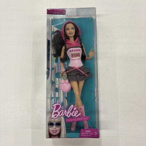 2009 Barbie Fashionistas Barbie Doll Sporty Teresa Fully Articulated 100+ Poses