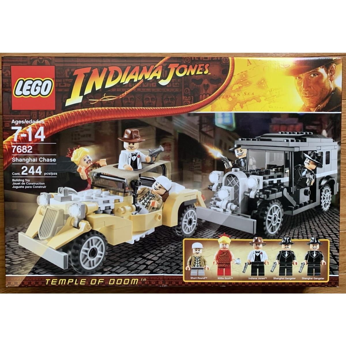 Lego Indiana Jones 7682 : Shanghai Chase Retired Hard to Find Set