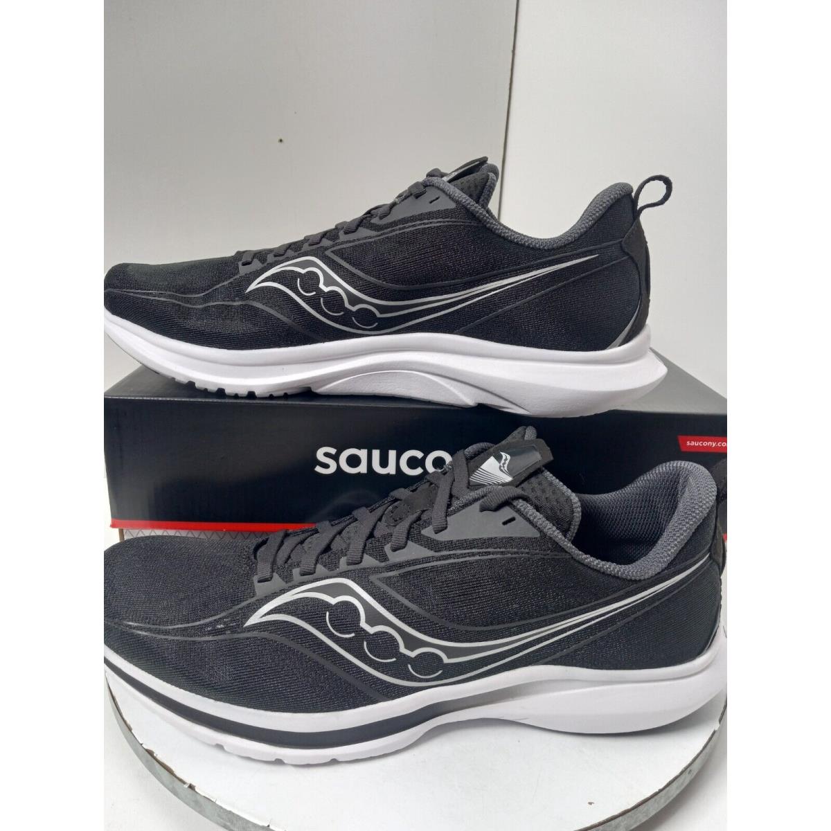 Saucony Kinvara 13 Running Shoes Black Silver Sneakers Mens Sz 11.5