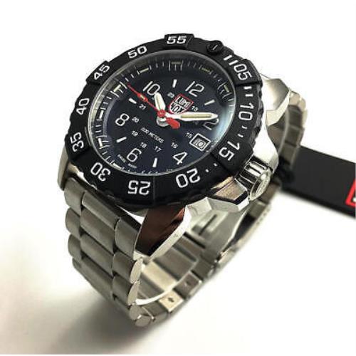 Men`s Luminox Navy Seal Military Dive Steel Diver`s Watch 3254.CB