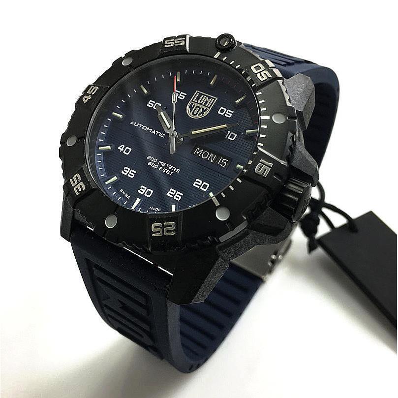 Men`s Luminox Carbon Seal Automatic Swiss Made Dive Watch 3863 - Band: Blue