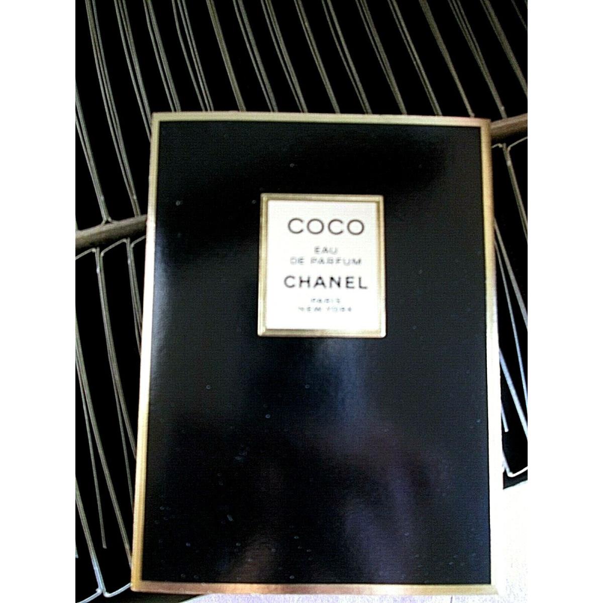 Set 50 1990`s Vintage Chanel Coco Deluxe Eau de Parfum Lotion Packet Samples