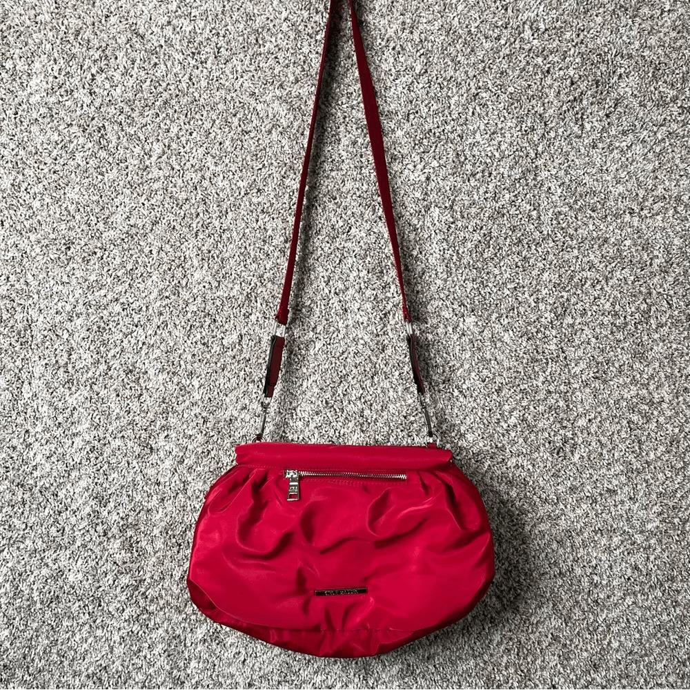 Steve Madden Purse Women s Red Nylon Puffy Dumpling Clutch Crossbody