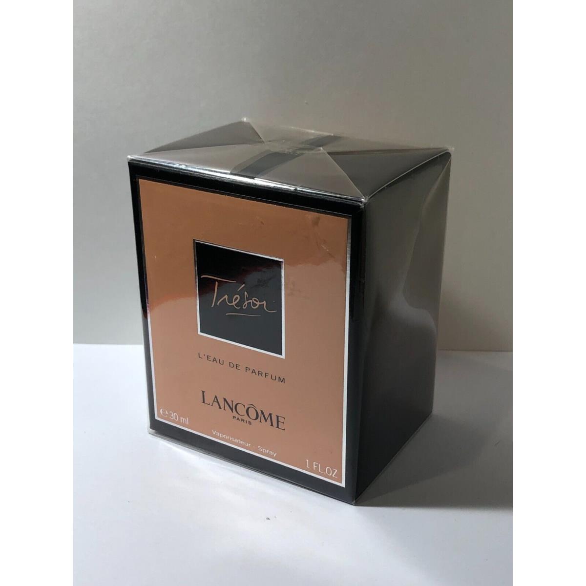 Tresor by Lancome 1.0 Oz. L`eau de Parfum Spray For Women