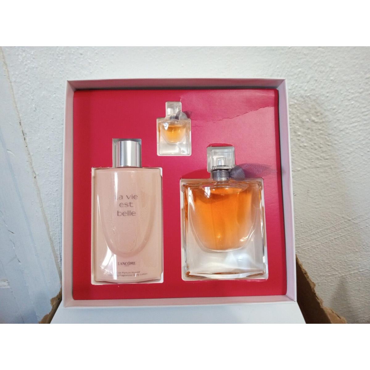 Lancome LA Vie Est Belle 3PC Set 3.4 OZ Edp+ 6.7 OZ B/lotion+ 0.13 OZ Miniture