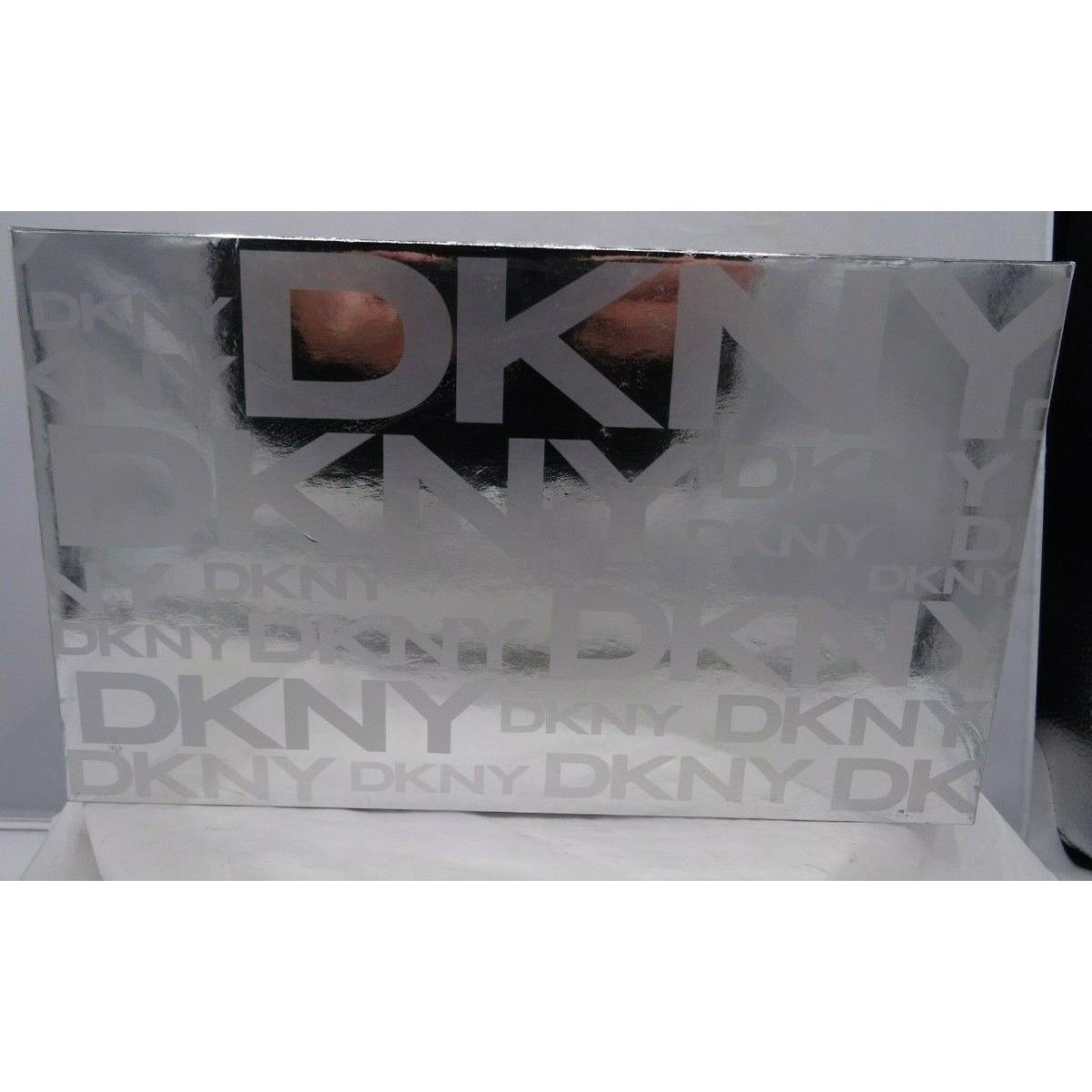 Dkny City Chic Energizing Gift Set W/ Eau DE Parfum Spray 1.7 Oz/ 5oz Shower Gel