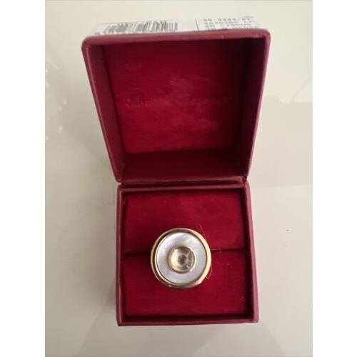 Salvatore Ferragamo Gold and Pearl Flower Ring Size 6