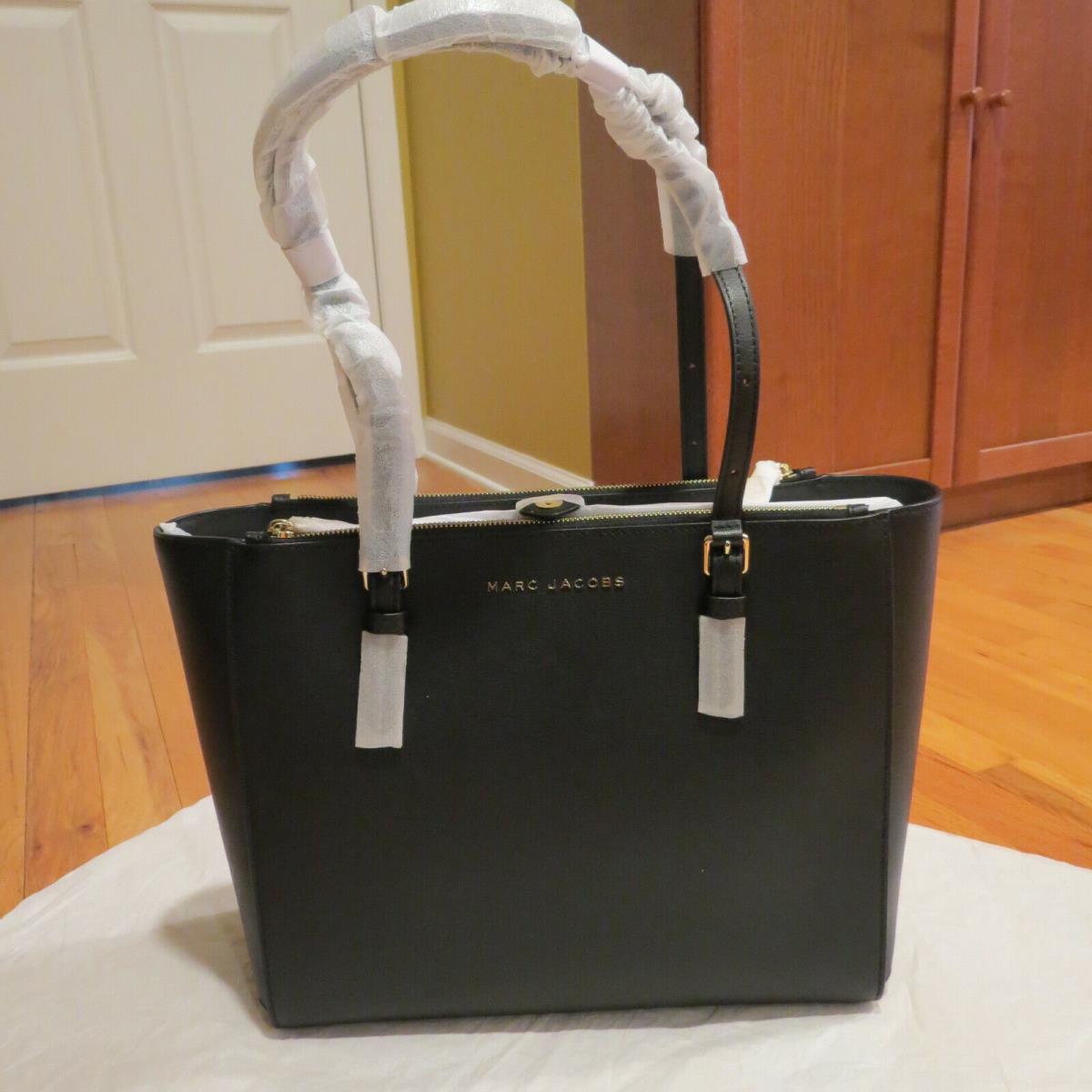 Marc Jacobs NY The Commuter Leather Tote Black