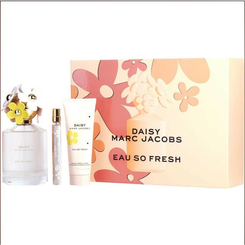 Daisy Eau So Fresh By Marc Jacobs Gift Set 4.2 oz + Lotion 2.5 + Spray .33 oz