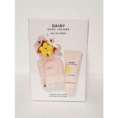 Daisy Eau So Fresh Marc Jacobs 2 Pc Travel Exclusive 4.25 Oz Spray 2.5 Oz Lotion