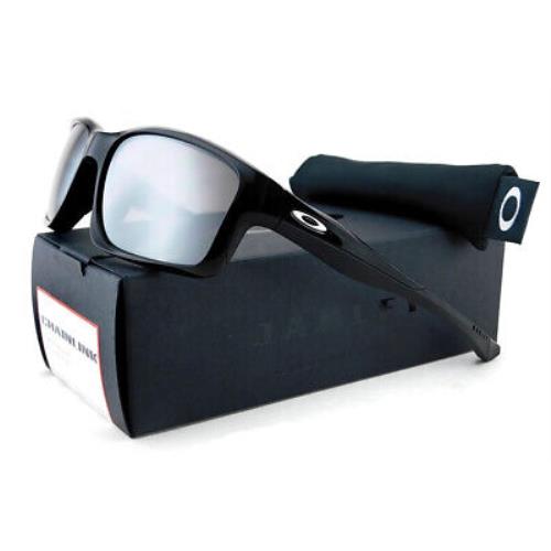 Oakley Chainlink Sunglasses 9247-01 Polished Black / Black Iridium Lens