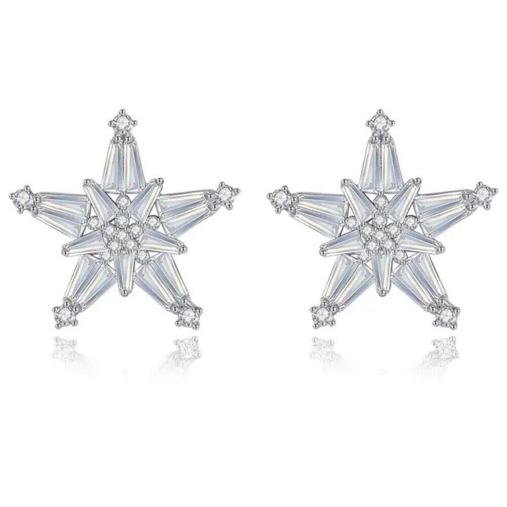 Made with Swarovski Crystals Star Earrings S11