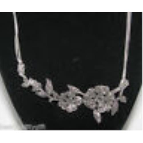 Fossil Nice Ice Silver Flower Necklace W/pave Marcasite- JA4934797