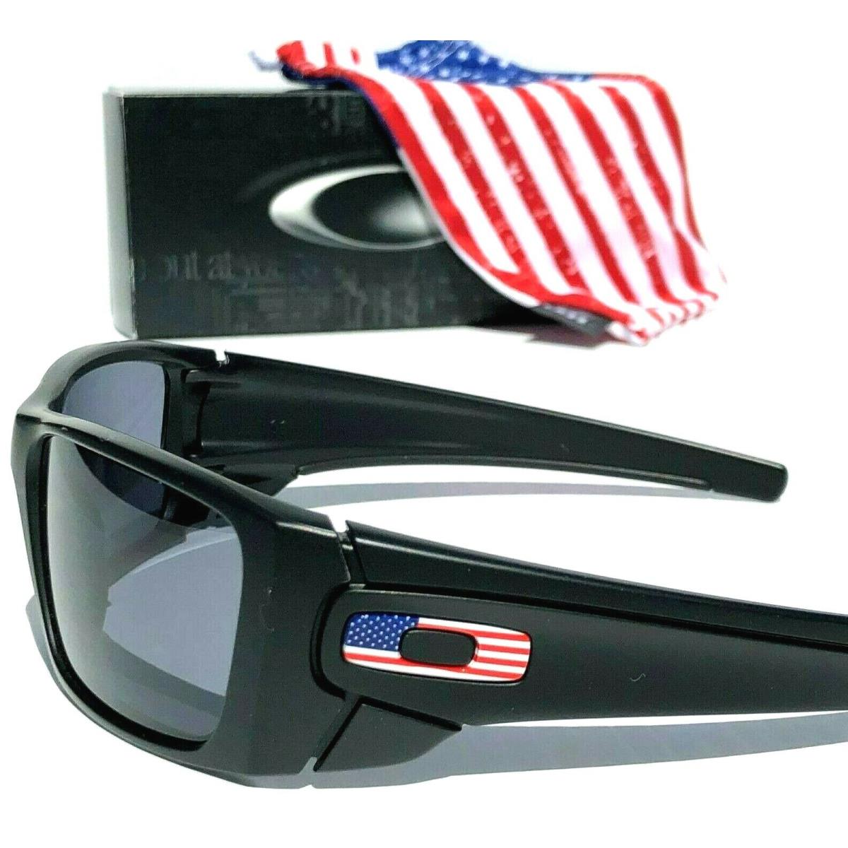 Oakley SI Fuel Cell Matte Black Usa Flag Grey Tactical Sunglass 9096-38