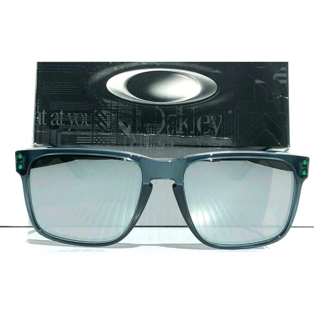 Oakley Holbrook XL Grey Smoke Polarized Galaxy Chrome Mirror Sunglass 9417