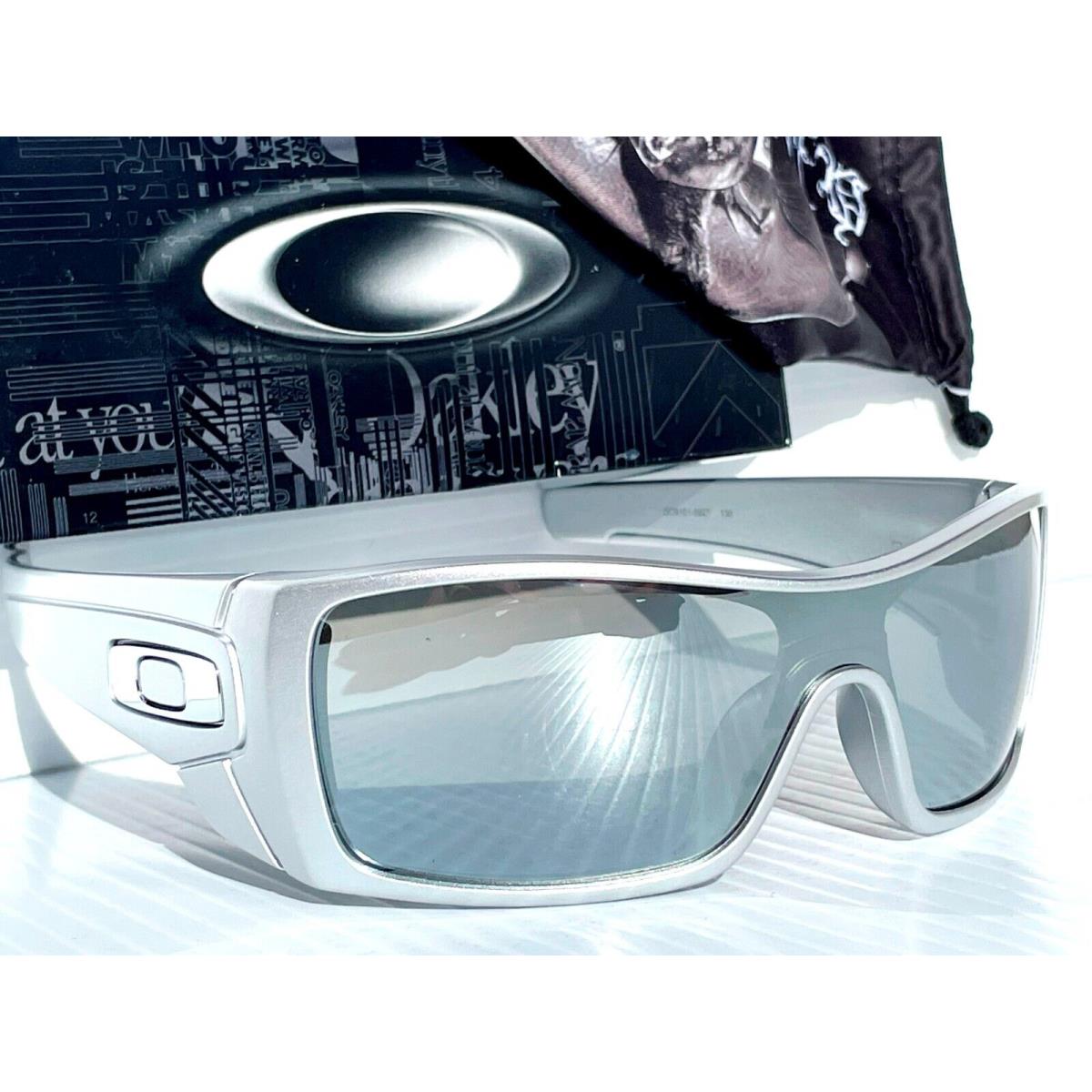 Oakley Batwolf X-silver w Polarized Galaxy Chrome Mirror Lens Sunglass 9101