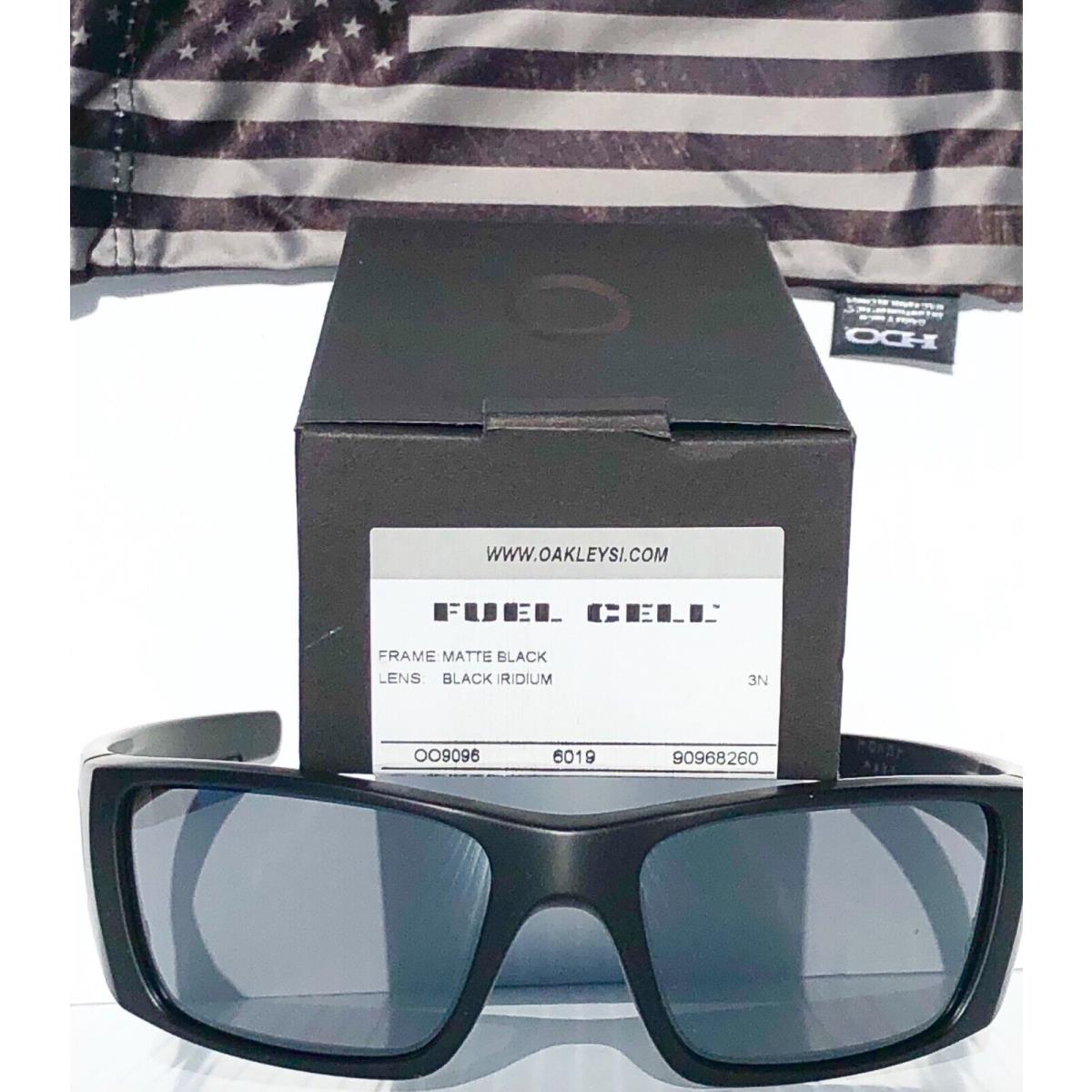 Oakley Fuel Cell w Steel Usa Tonal Flag Matte Black Iridium Sunglass 9096-82