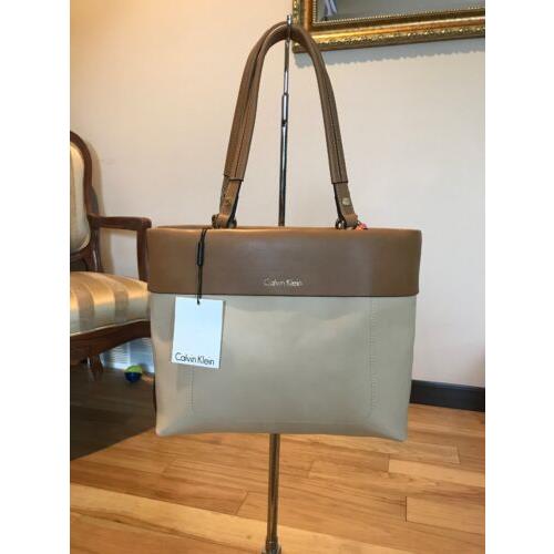 Calvin Klein R-kitote Tan/khaki Two Handle W/strap Nice