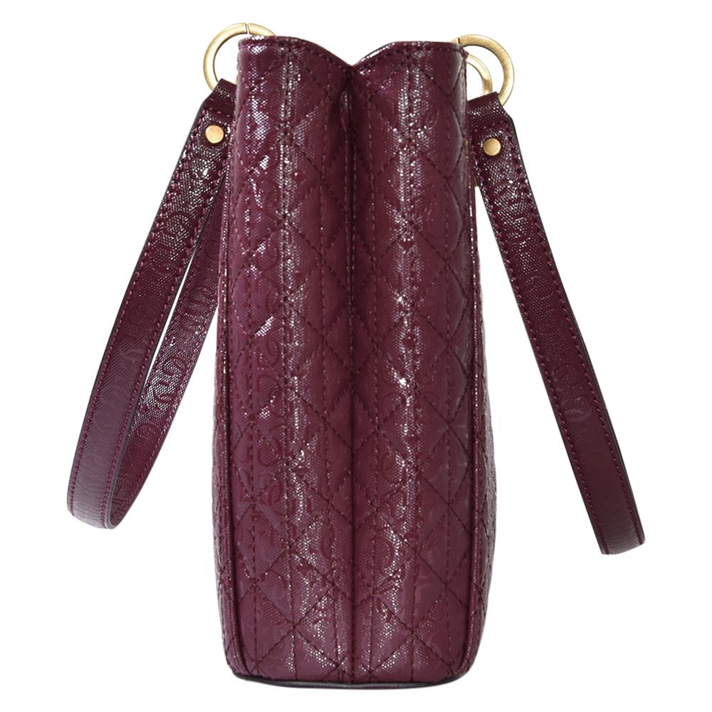 Guess Aveta Women`s Handbag Merlot