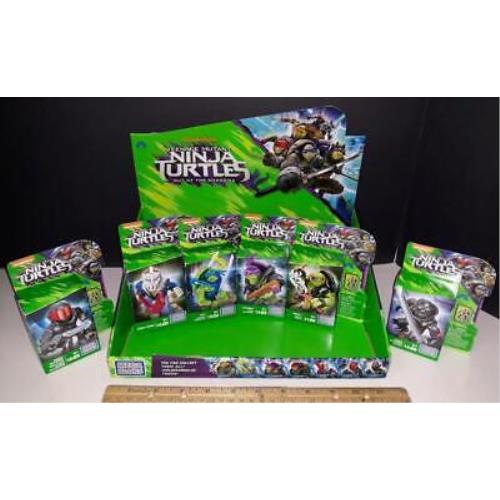 Mega Bloks Teenage Mutant Ninja Turtles Out of The Shadows Minifigures + Display
