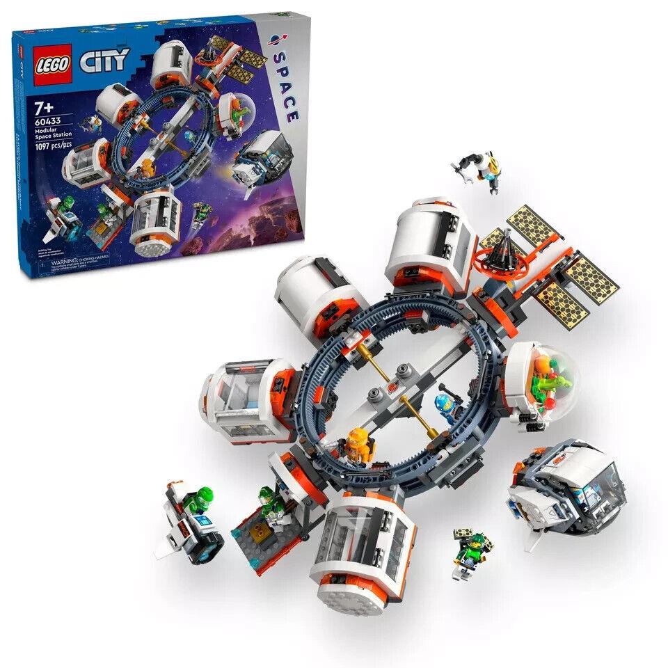 Lego 60433 Modular Space Station City 1097 Pcs Building Set