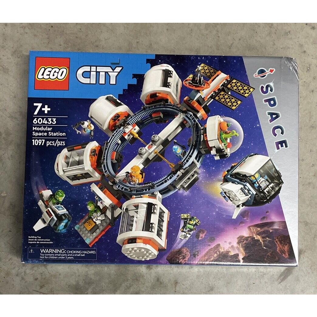 Lego 60433 Modular Space Station City 1097 Pcs Building Set