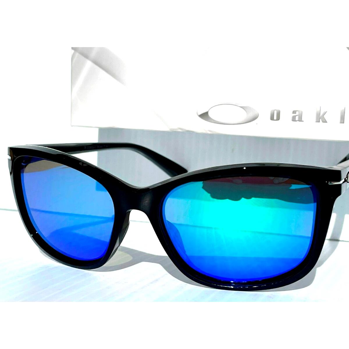 Oakley sunglasses Drop - Black Frame, Green Lens 2