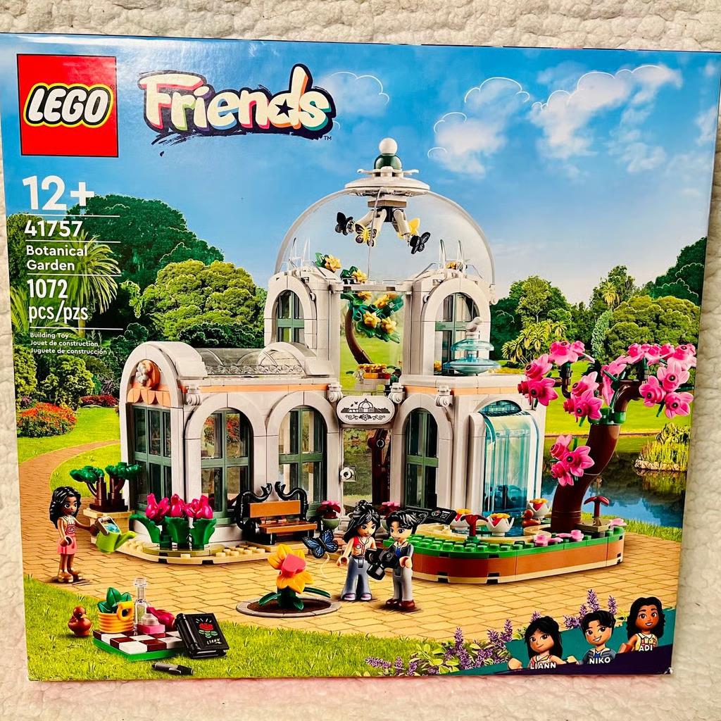 Lego 41757 Friends Botanical Garden Building Kit 1072 Pcs