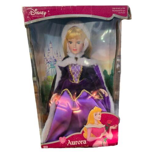 Disney Princess Aurora Porcelain Keepsake Doll 16 Royal Holiday Edition