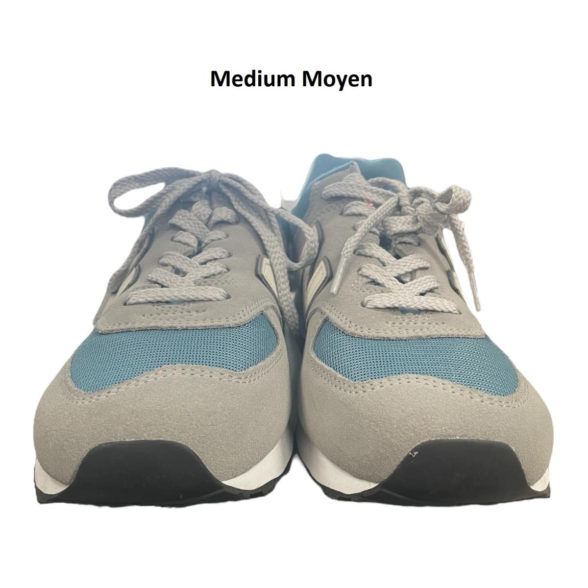 New Balance Men`s 574 V2 Varsity Core Classics Sneaker Medium Moyen
