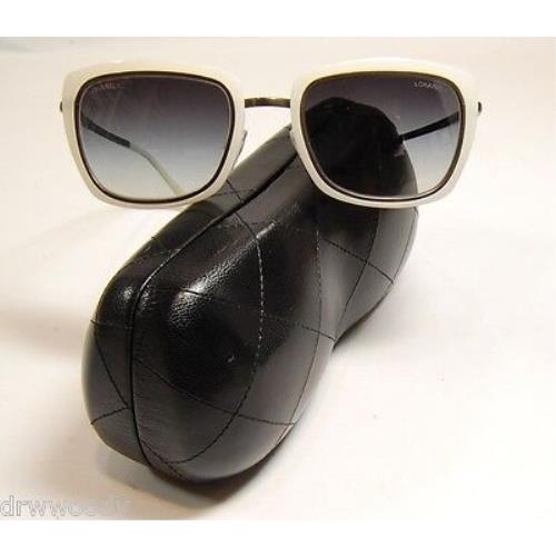 Chanel sunglasses  - Gray/Silver Frame, Gray Lens