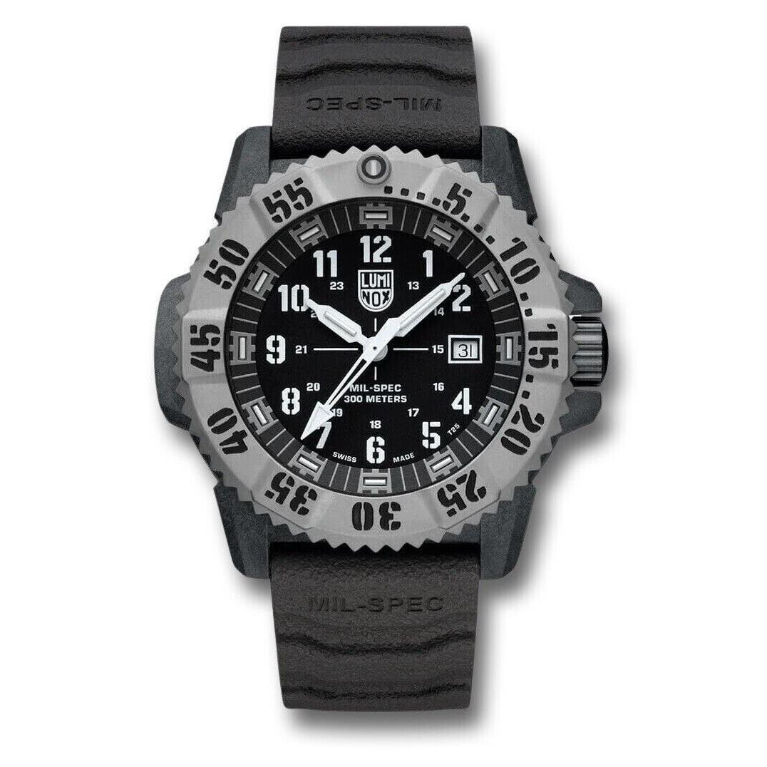Luminox XL.3351.SET Men`s Mil Spec Black Dial Carbonox Case 3-Hand Analog Watch