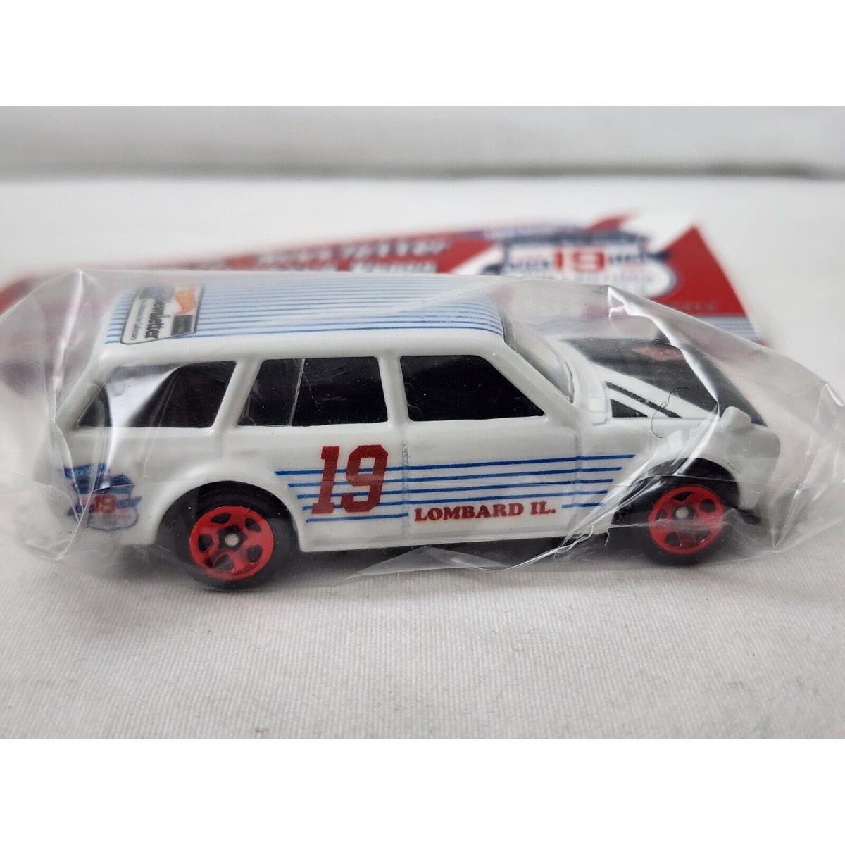 Hot Wheels 2019 19th Nationals Newsletter Car 71 Datsun Bluebird Wagon / A7