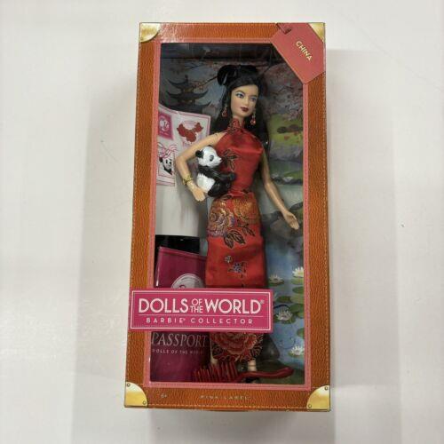 Barbie Dolls of The World China 2011 Passport Barbie Doll Mattel Pink Label